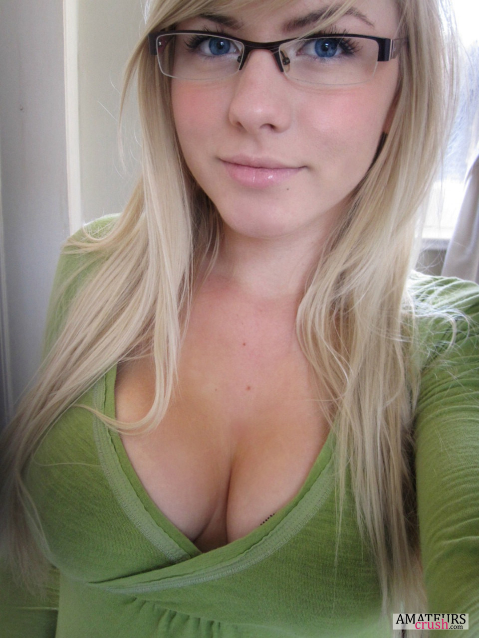 selfie tits bra cleavage sex gallerie